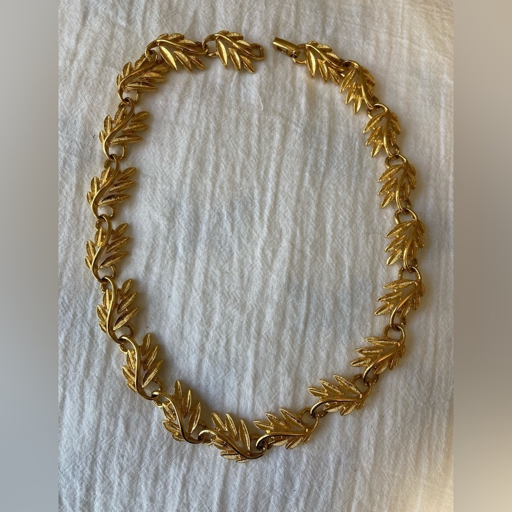 Napier Leaves Link Design Collar Vintage‎ Necklace